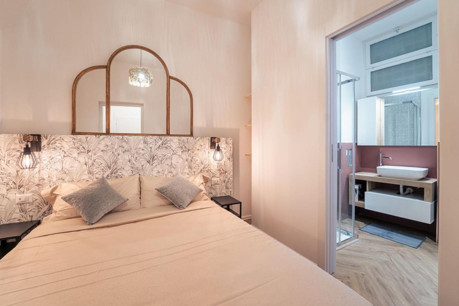 Elegant Design Apartment In Historical City Center CTA Eksteriør billede